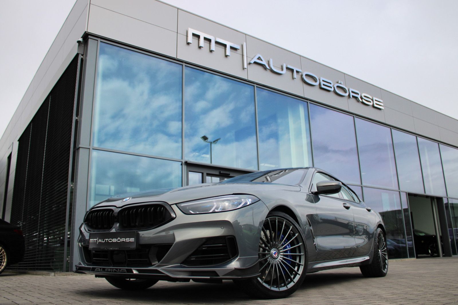 ALPINA B8, Bild 1 von 41