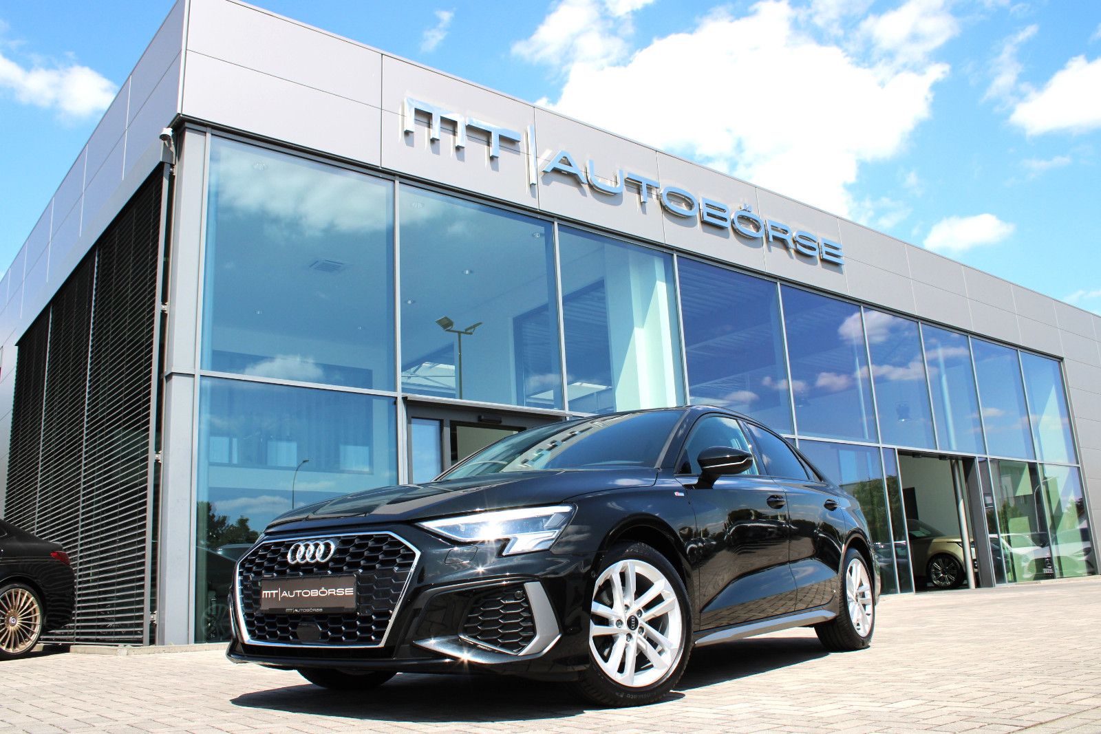 AUDI A3, Bild 1 von 21