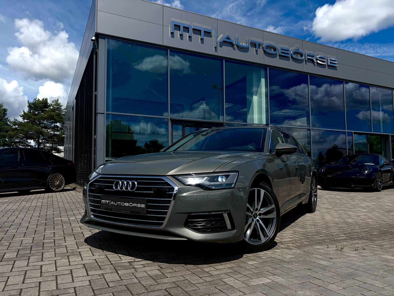 AUDI A6, image 1 of 19