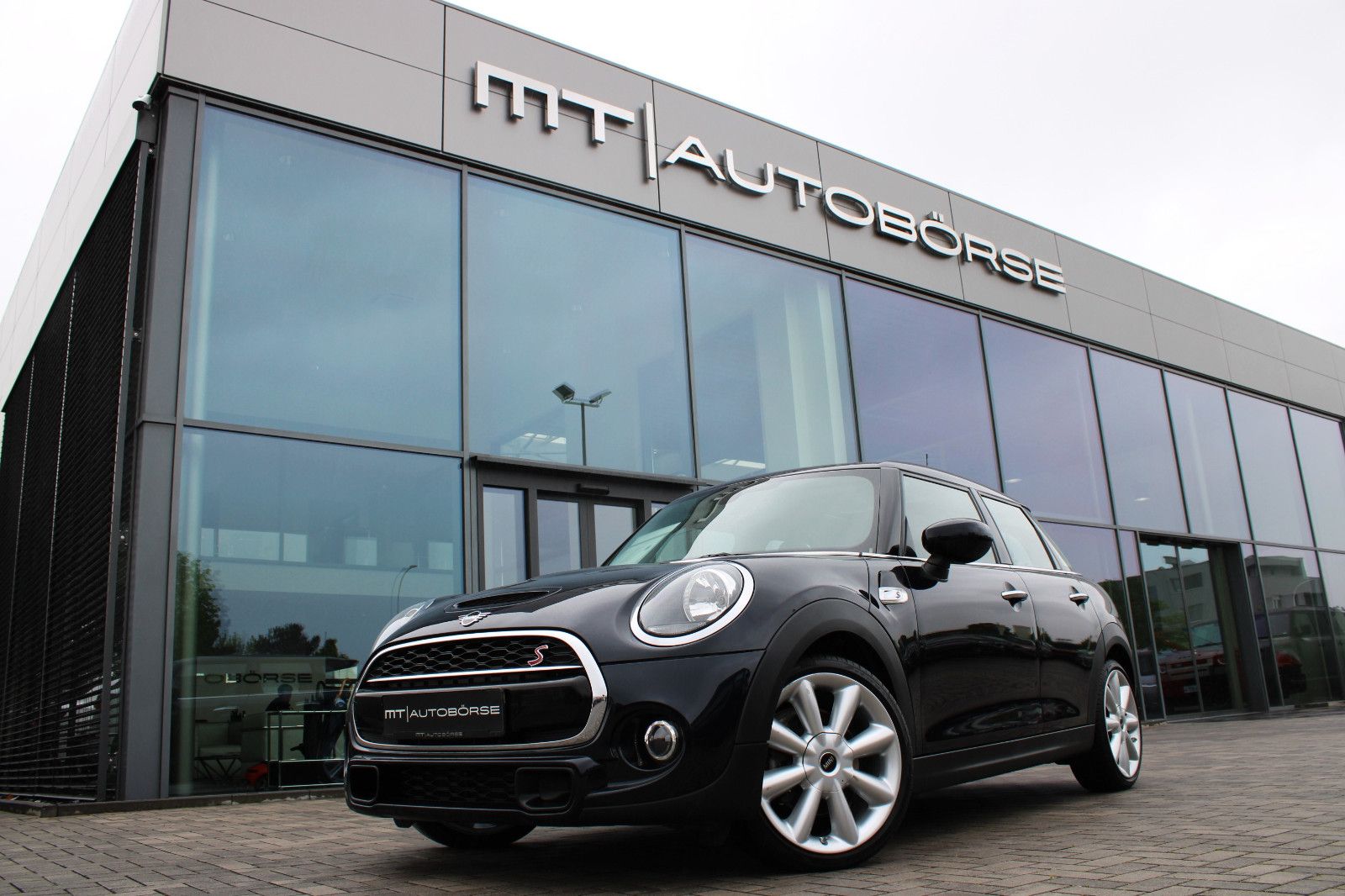 MINI COOPER S, image 1 of 20