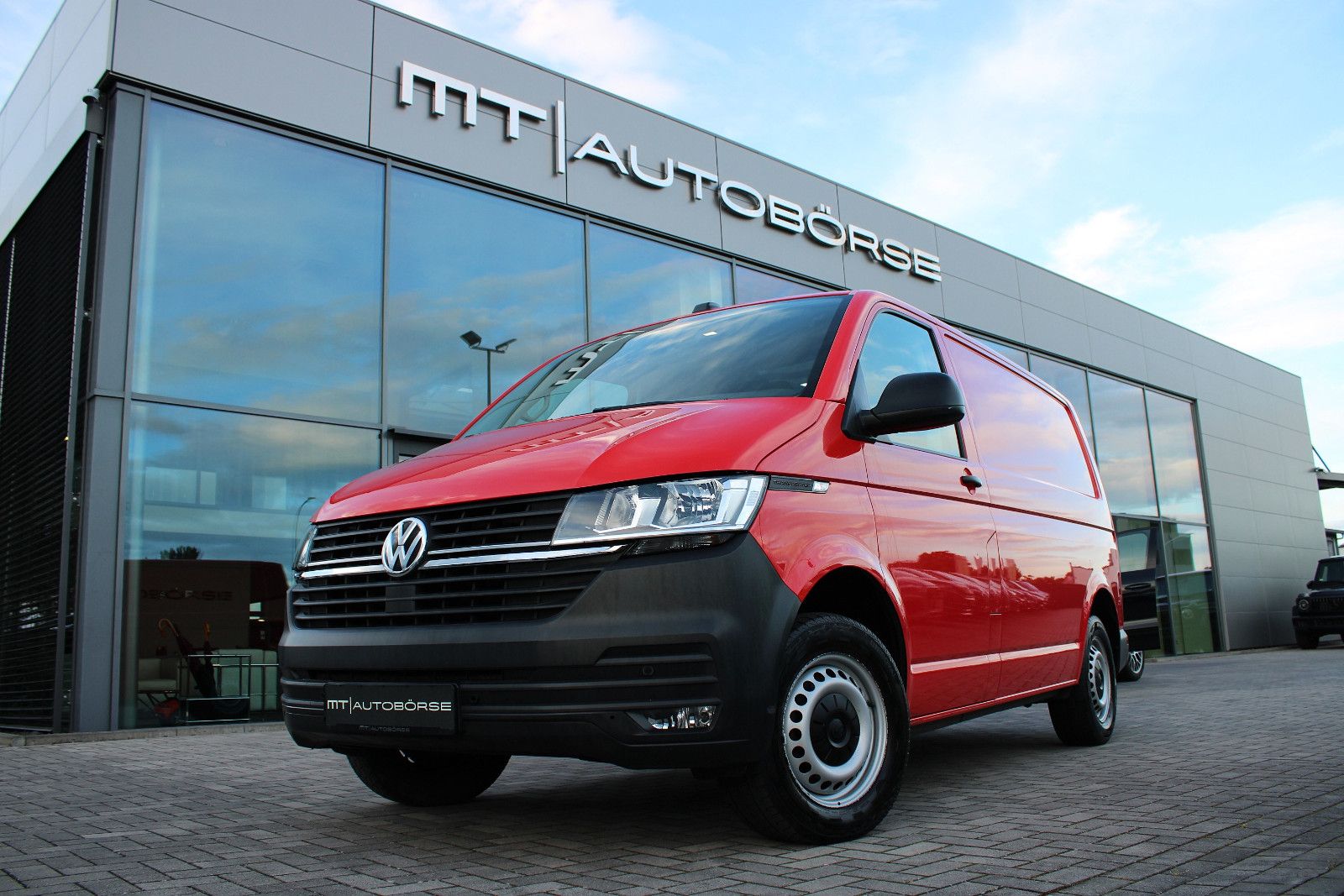 VW, Bild 1 von 18