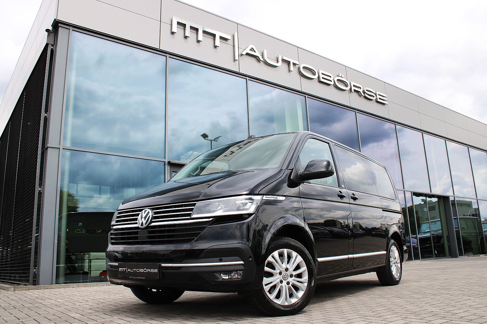 VW T6 Multivan, image 1 of 27