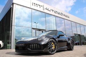 PORSCHE 992