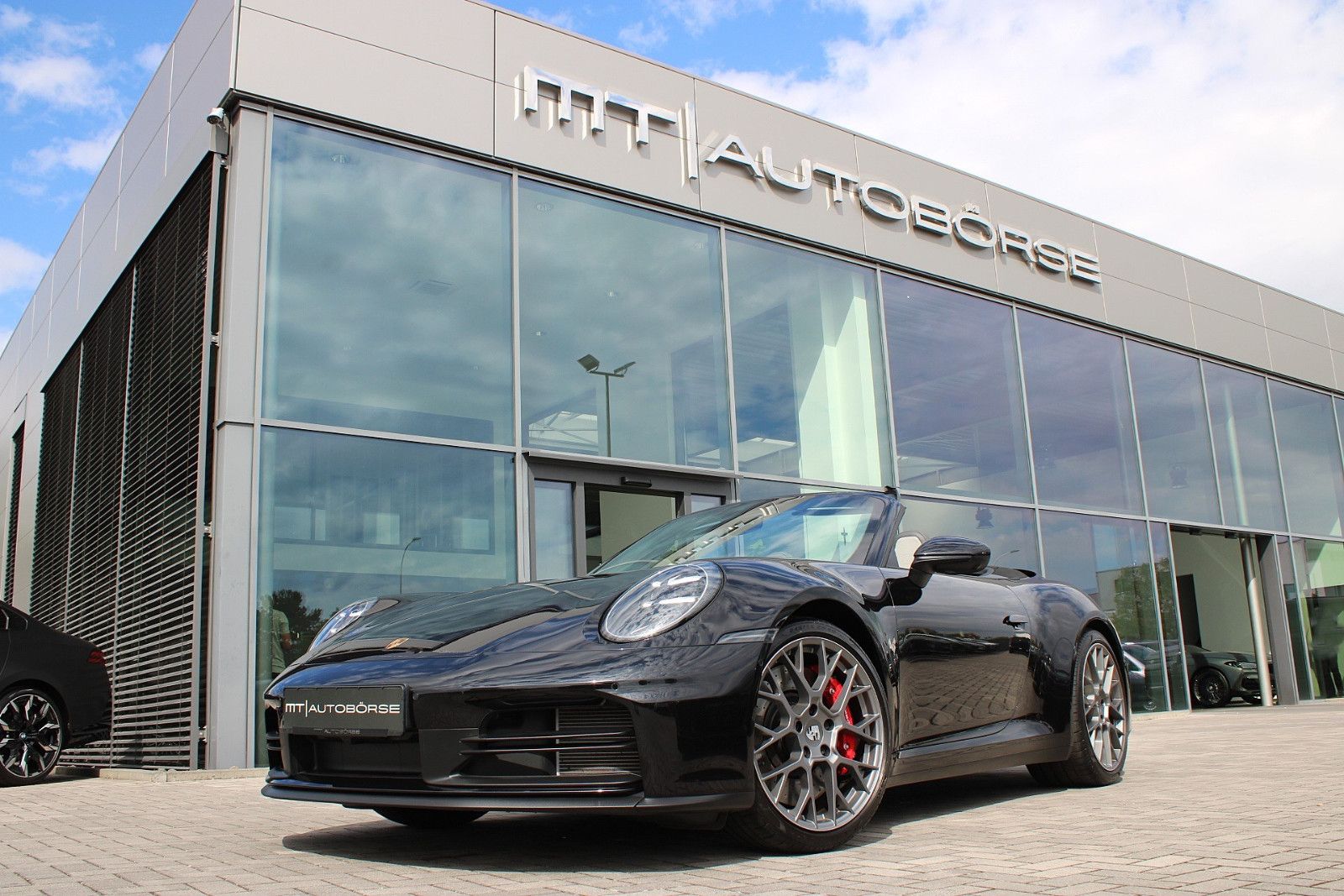 PORSCHE 992, slika 1 od 24